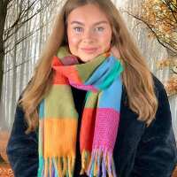 Read JULIA ROSE Reviews